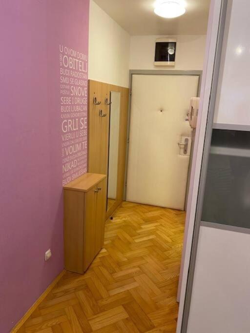 Self Check-In Studio With Wi-Fi And Parking Place Apartman Zágráb Kültér fotó